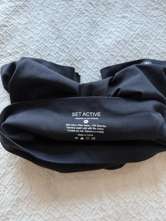 SET Active Black Power Athletic Shorts - Picture 3 of 3